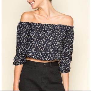 Brandy Melville Maura Floral Top!!